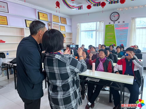 民強社區(qū)開展“指尖光影·定格生活”攝影技能培訓(xùn)活動